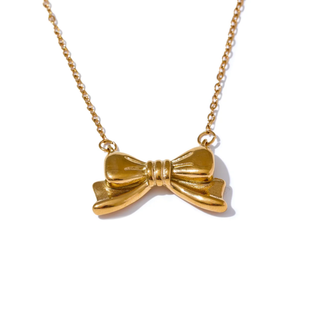 Bow necklace 💧