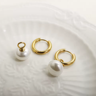 Megan silver hoops 💧