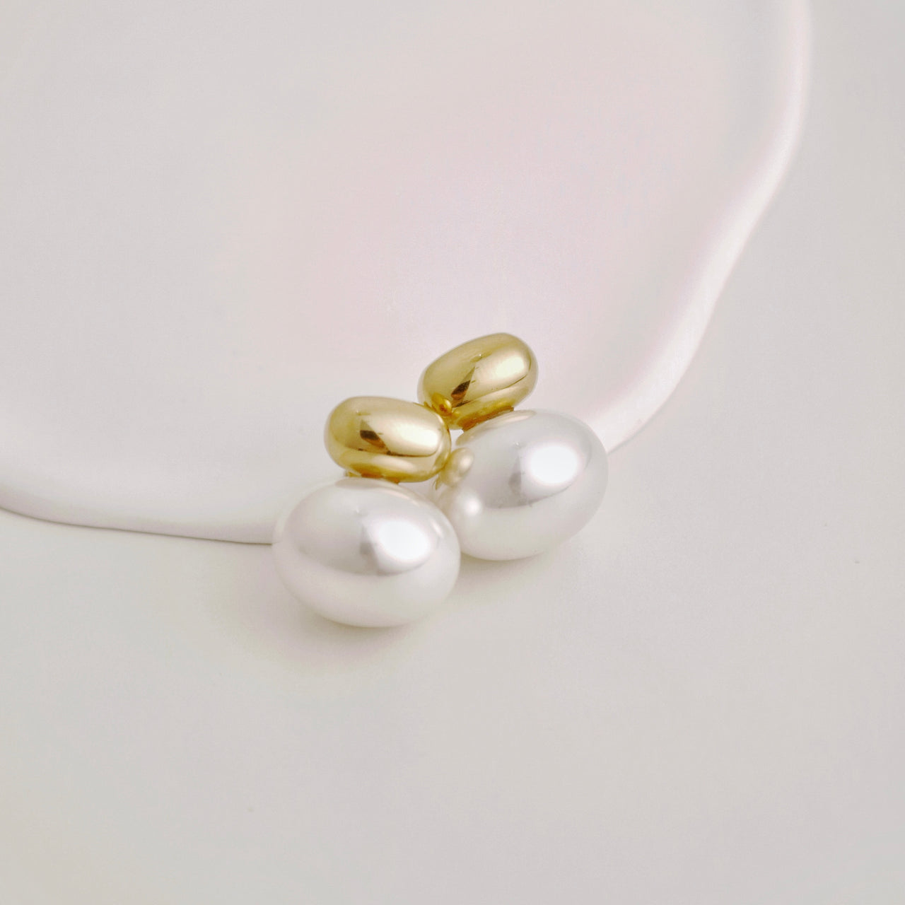 Amara gold pearl 💧
