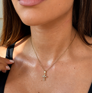Crystal Cross Necklace 💧