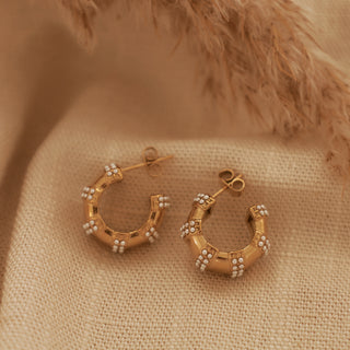 Tezza pearl hoops 💧