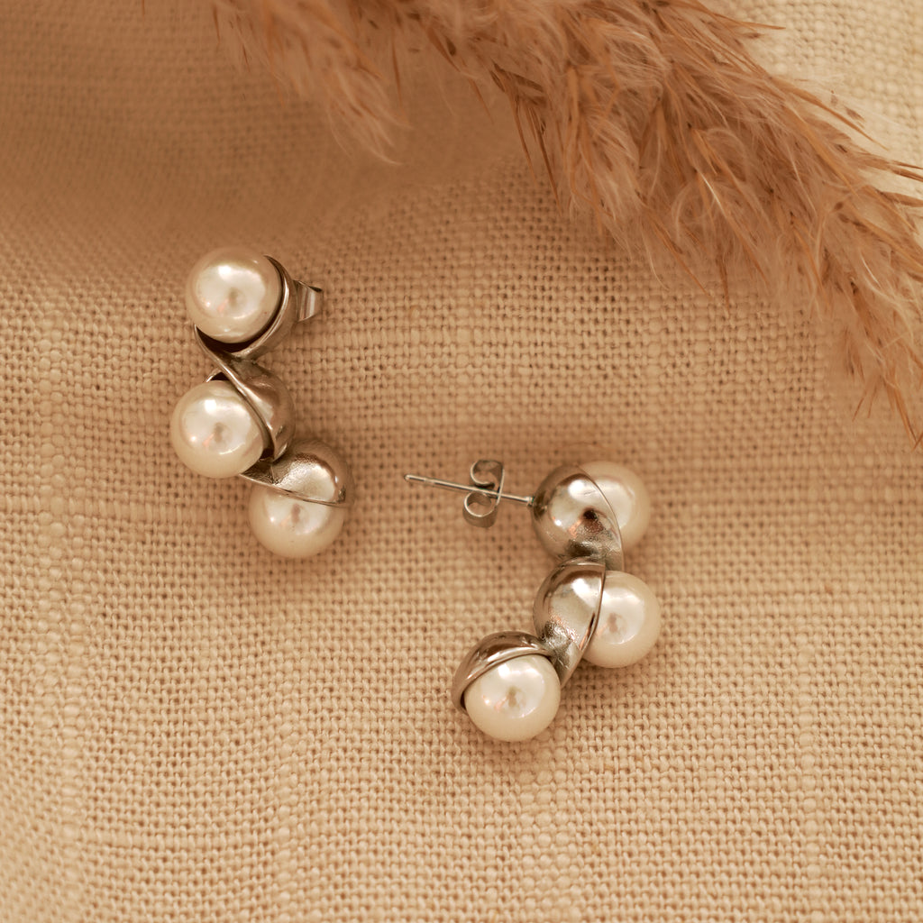 Madison silver earrings 💧