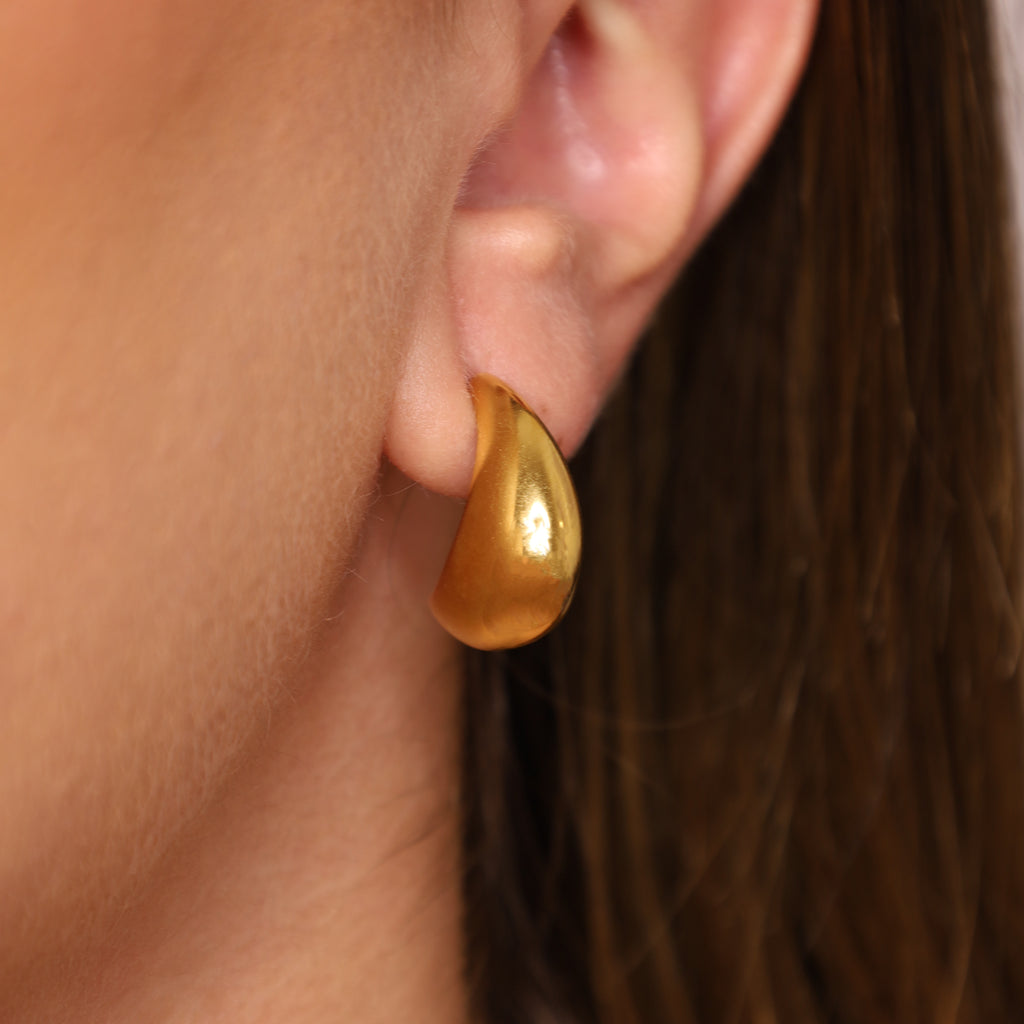 Amelia drop earrings 💧