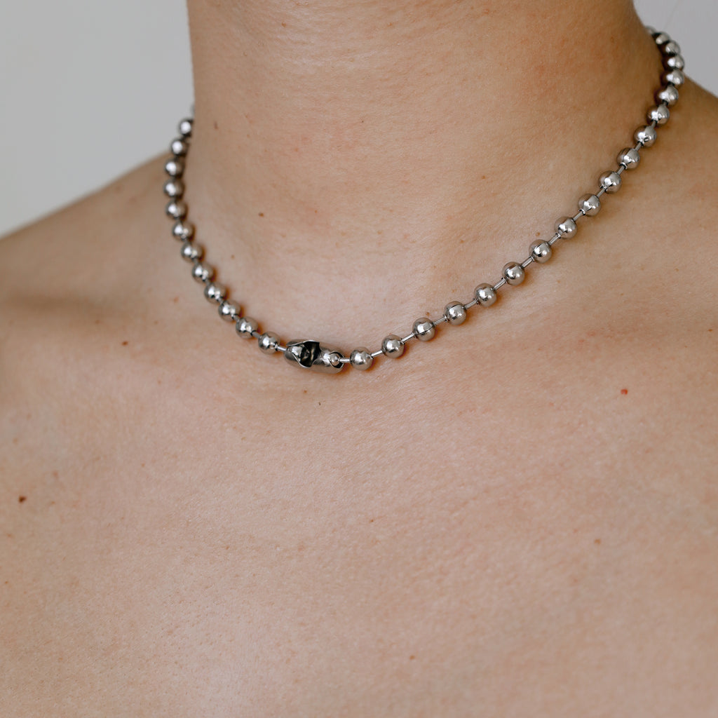 Silver Nova necklace 💧