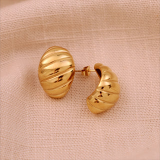 Oriana earrings 💧