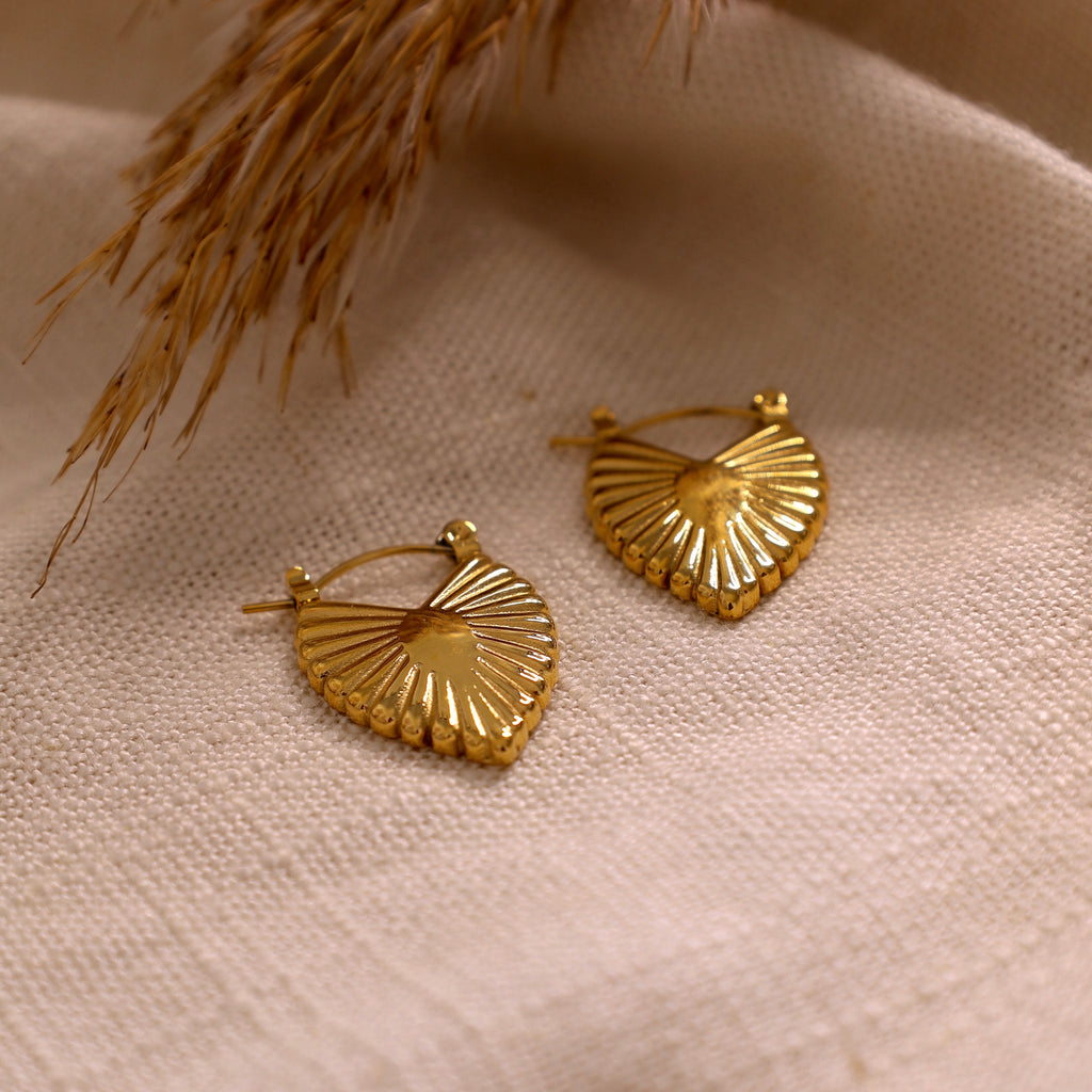 Aura earrings 💧