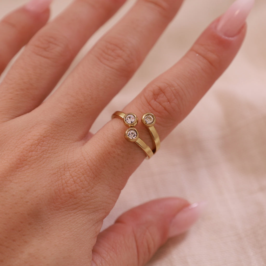 Cloe ring 💧