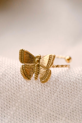 butterfly ring