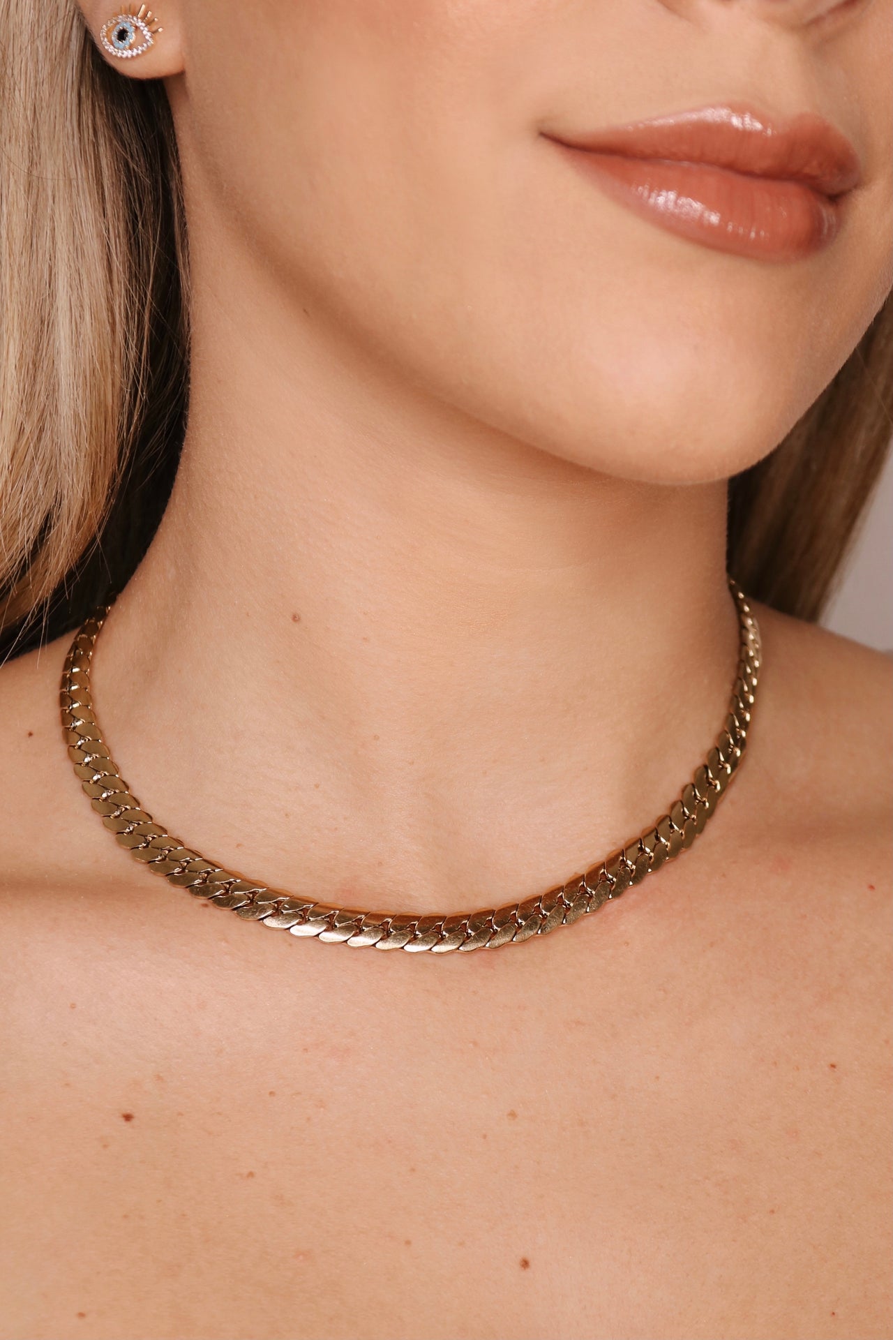 Danella gold necklace 💧