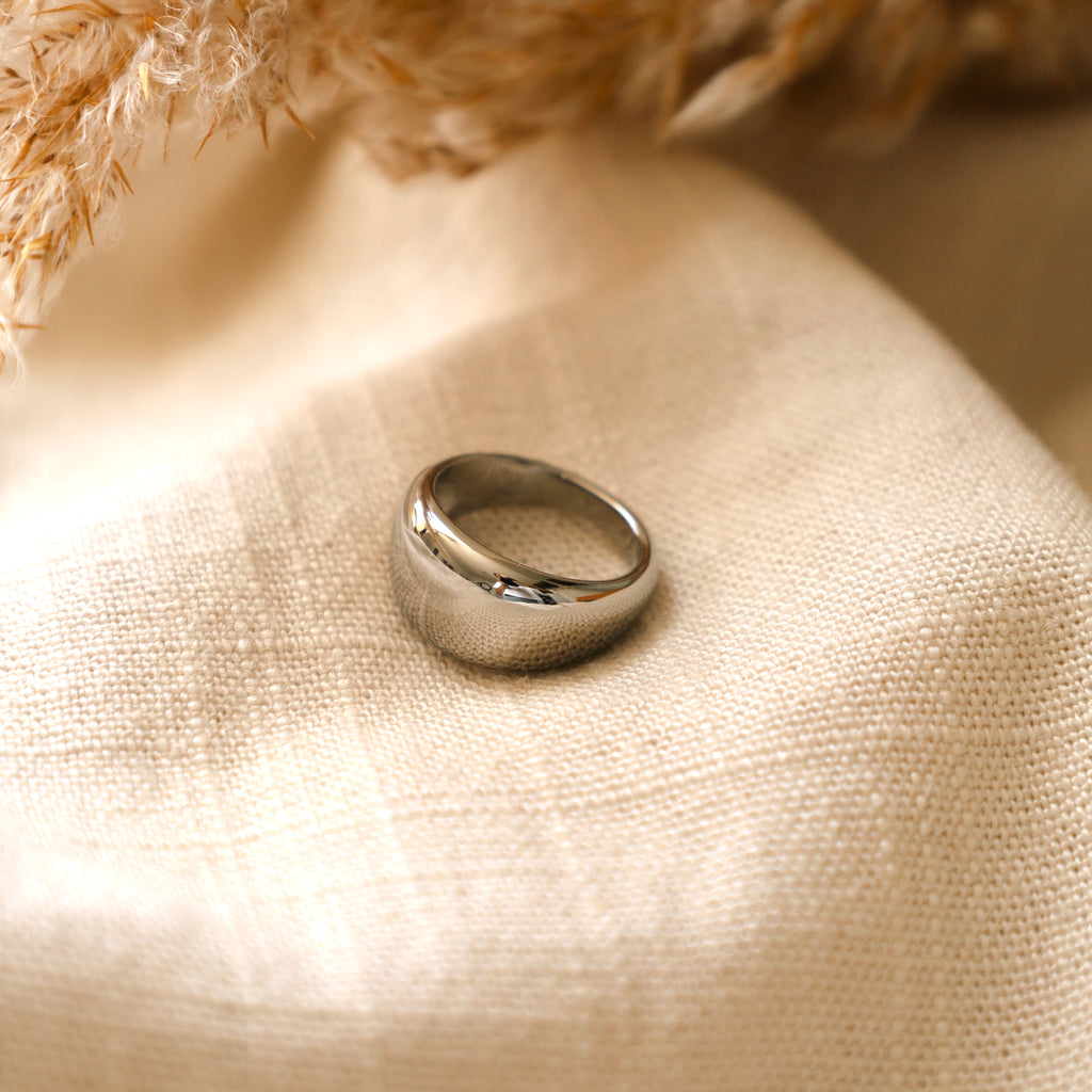 Isa silver ring 💧
